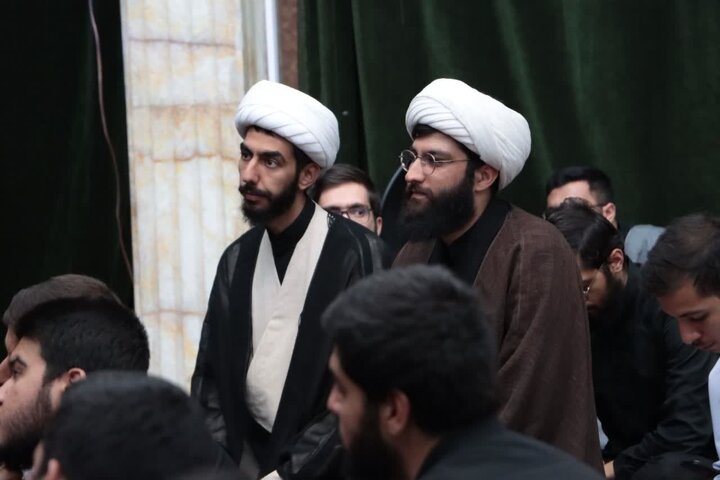 گزارش تصویری/ محفل قرآن و عترت طلاب مدارس آیت‌الله مجتهدی و آیت‌الله حق‌شناس