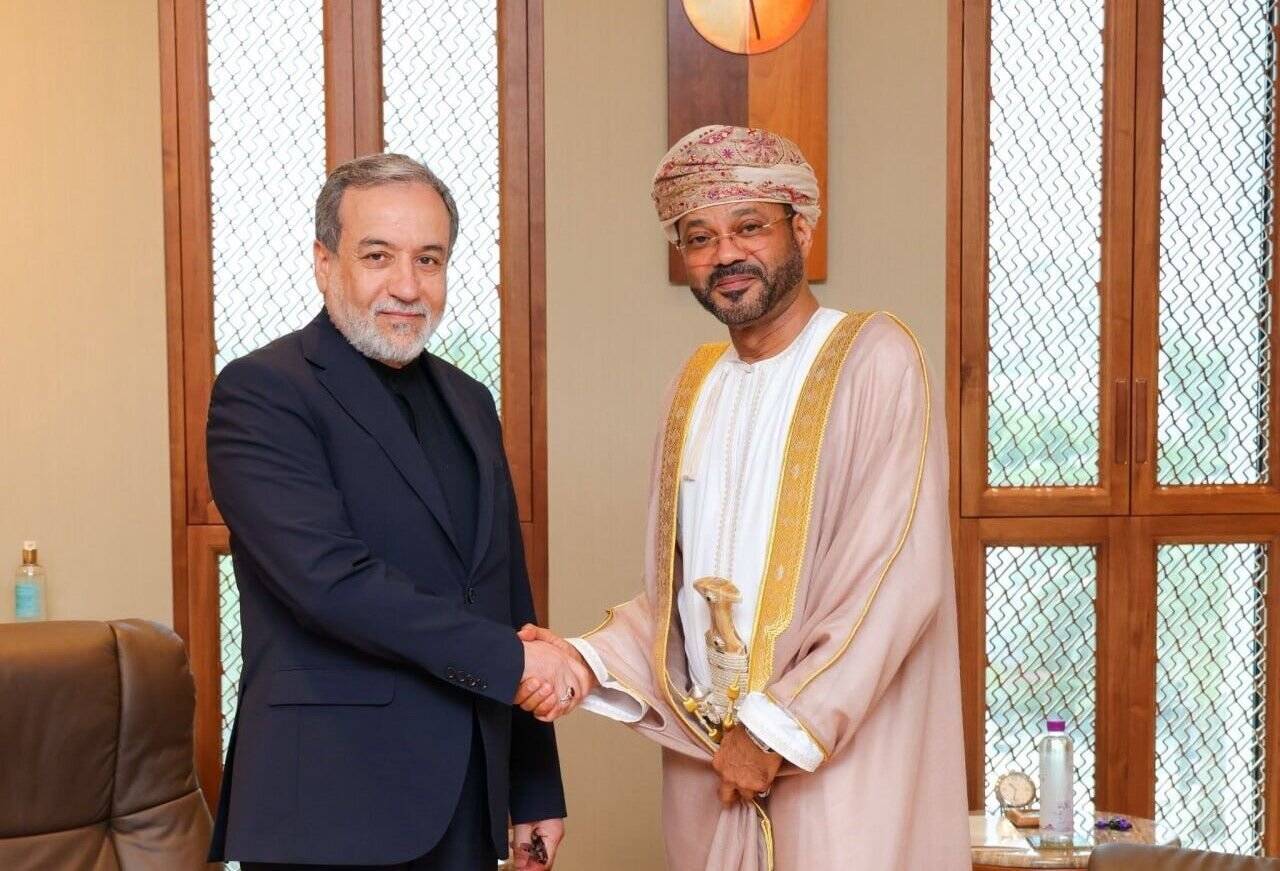 Iran, Oman Agree to Continue Technical Talks on Strait of Hormuz Navigation