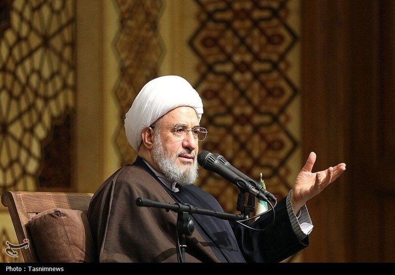 "Ayetullah Erakî: Xwîna Trump û Netanyahu û hevkarên wan rijandin 'wacib e'."