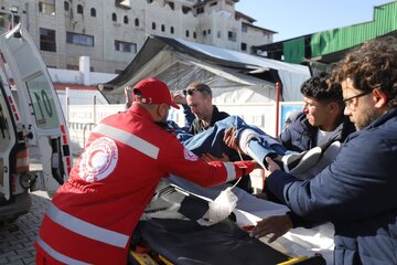 35 patients evacuated via Rafah crossing for medical treatment