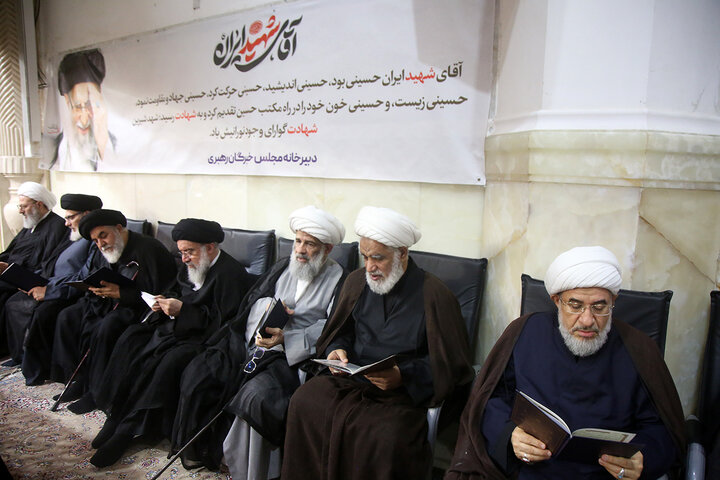 سومین شب بزرگداشت رهبر شهید انقلاب در حرم کریمه اهل‌بیت(س)