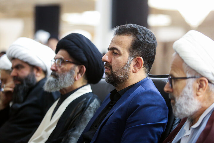 سومین شب بزرگداشت رهبر شهید انقلاب در حرم کریمه اهل‌بیت(س)