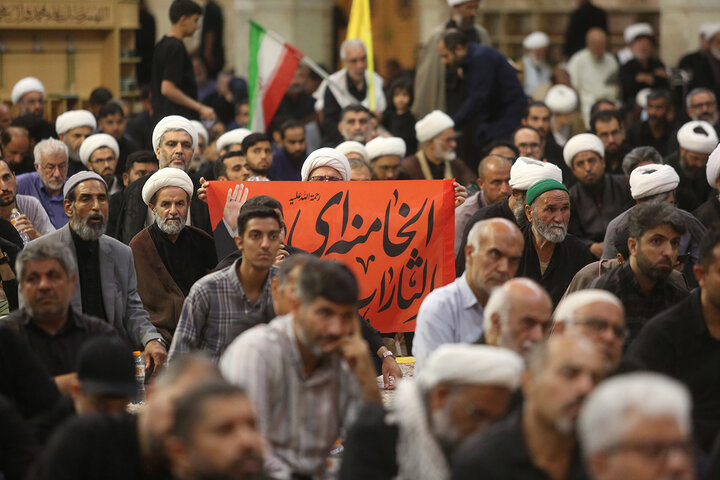 سومین شب بزرگداشت رهبر شهید انقلاب در حرم کریمه اهل‌بیت(س)