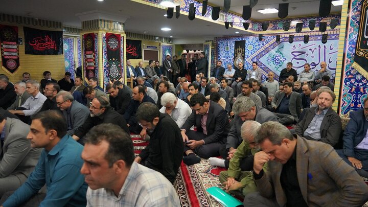 گزارش تصویری/ مراسم بزرگداشت رهبر شهید در وزارت بهداشت