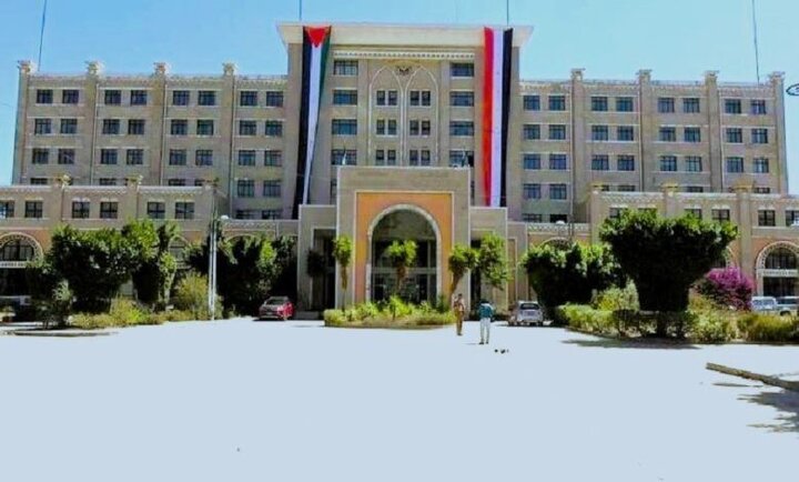 الخارجية الیمنیة: على النظام السعودي يتحمل المسؤولية الكاملة للعدوان
