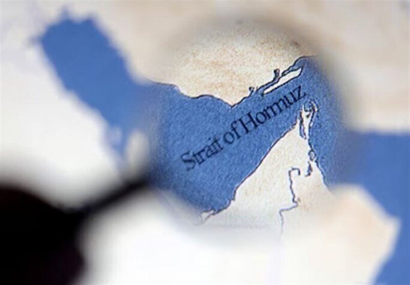سابق امریکی عہدیدار کا آبنائے ہرمز میں ایران کی برتری کا اعتراف