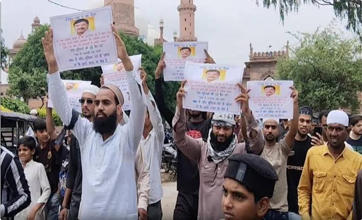 Protest in Bhopal Against Appointment of Non-Muslims to MP Waqf Board