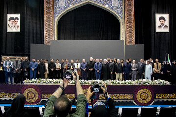 گزارش تصویری | آیین اختتامیه "جایزه جهانی شعر امام شهید"