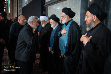 Merasîma bîranîna Rêberê Şehîd ê Şoreşê li Nimêjgeha Tehranê