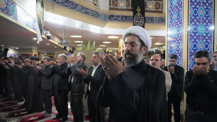 Photos: Commemoration Ceremony for Martyred Leader Held at Ministry of Health