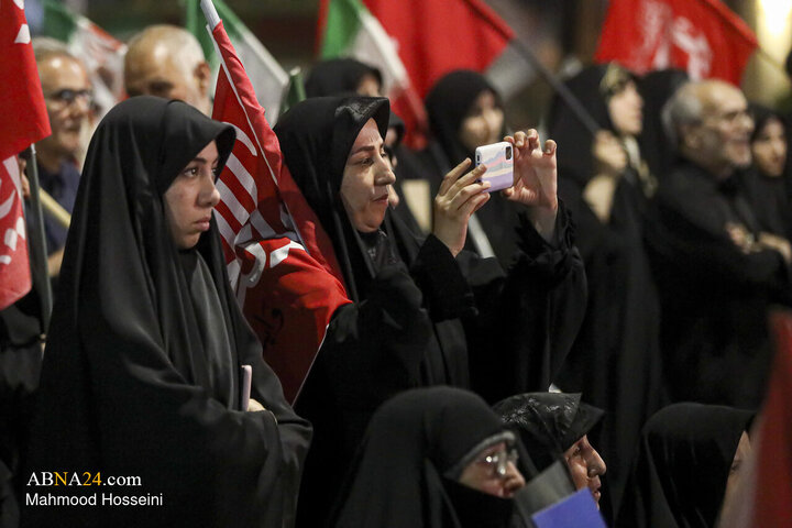 نمایش خیابانی «قائد» در میدان جانباز مشهد