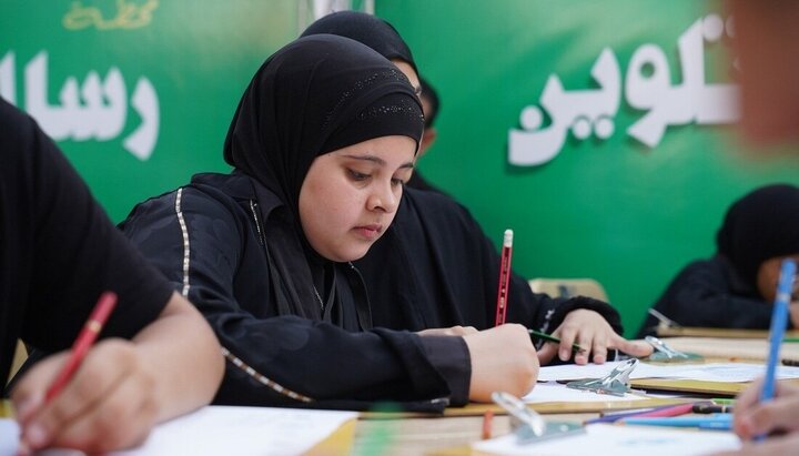 تقرير مصور/ العتبة الحسينية يعلم الاطفال عبر محطات ثقافية تفاعلية