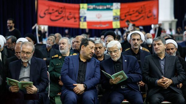مراسم رهبر شهید در مصلی تهران