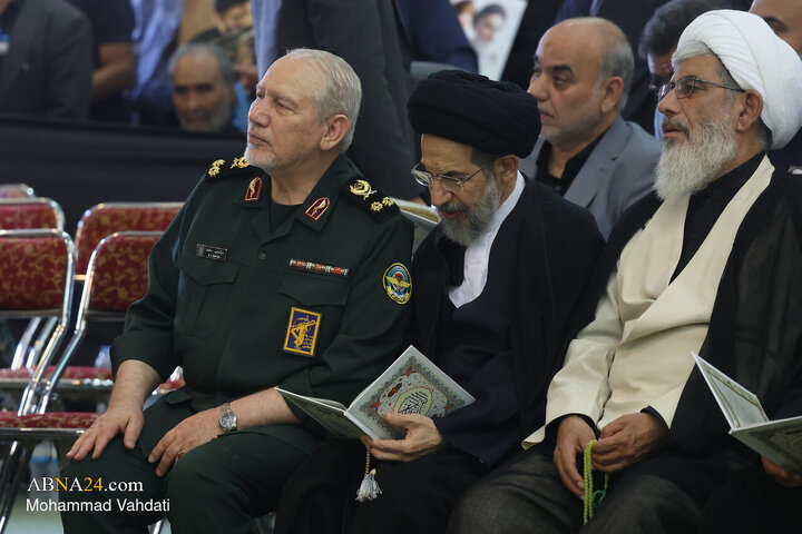 مراسم بزرگداشت رهبر شهید انقلاب در مصلی تهران