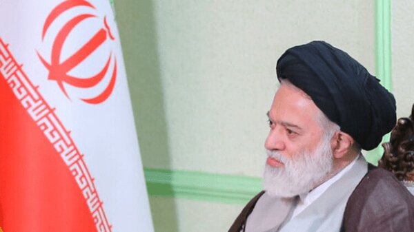 صبر هیچ منافاتی با انتقام از جنایتکاران ندارد/ ابلاغ پیام تشکر رهبر معظم انقلاب از ملت ایران و عراق