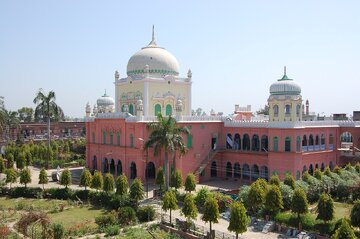 Hindu Group Targets Darul Uloom Deoband, Claims Shiva Temple Lies Beneath