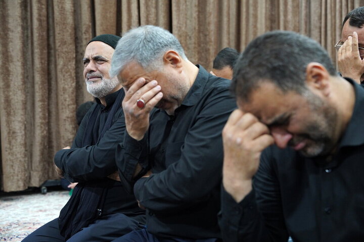 تقرير مصور/ استعدادات لأربعينية الإمام الحسين (ع). خدام العتبة المعصومية يتوجهون إلى العراق