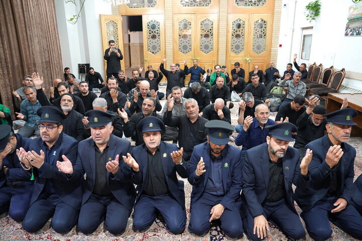 تقرير مصور/ استعدادات لأربعينية الإمام الحسين (ع). خدام العتبة المعصومية يتوجهون إلى العراق