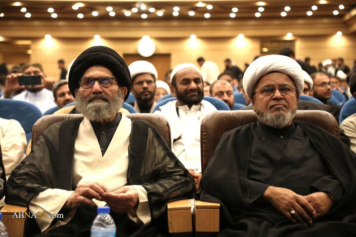سمینار بیداری اسلامی و پرچمدار مقاومت