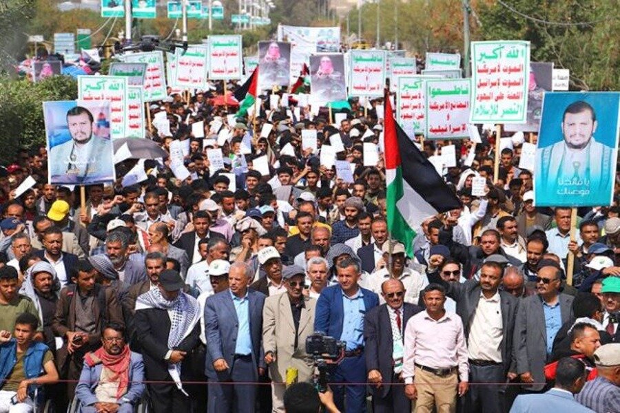 دانشگاهیان صنعا خواستار شکستن محاصره یمن شدند