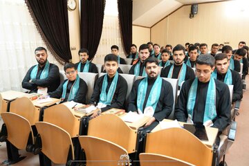 تقرير مصور/ برعاية العتبة الحسينية..إلقاء محاضرة (أخلاق الشخصية القرآنية) في قم