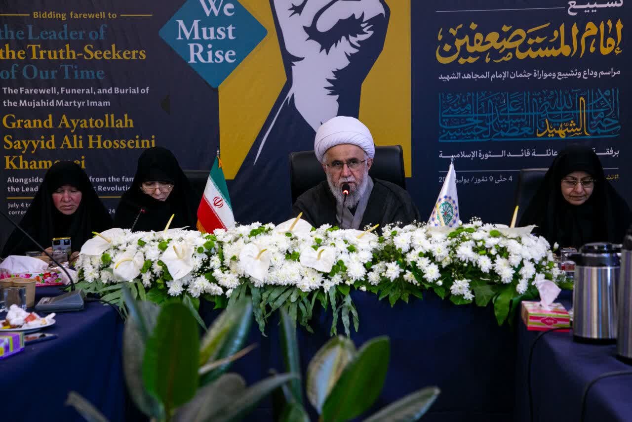 نشست بین‌المللی «بانوان، مکتب جهانی امام شهید» با حضور بیش از ۱۰۰ مهمان خارجی برگزار شد/ تأکید بر نقش زنان در استمرار راه رهبر شهید