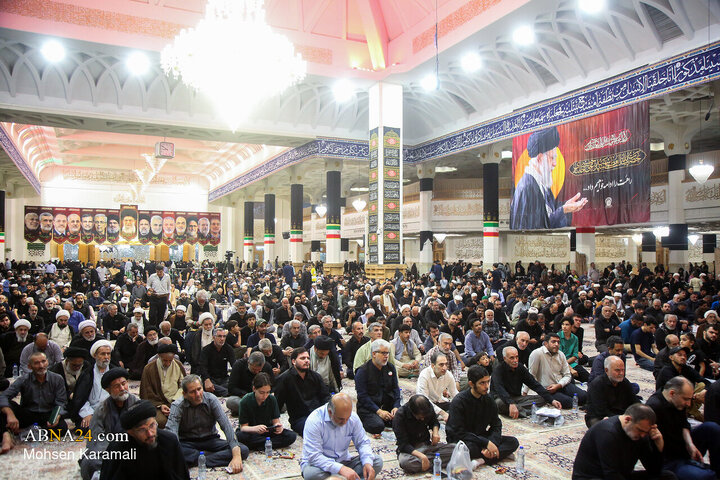 مراسم بزرگداشت رهبر شهید انقلاب از سوی آیت‌الله مکارم شیرازی
