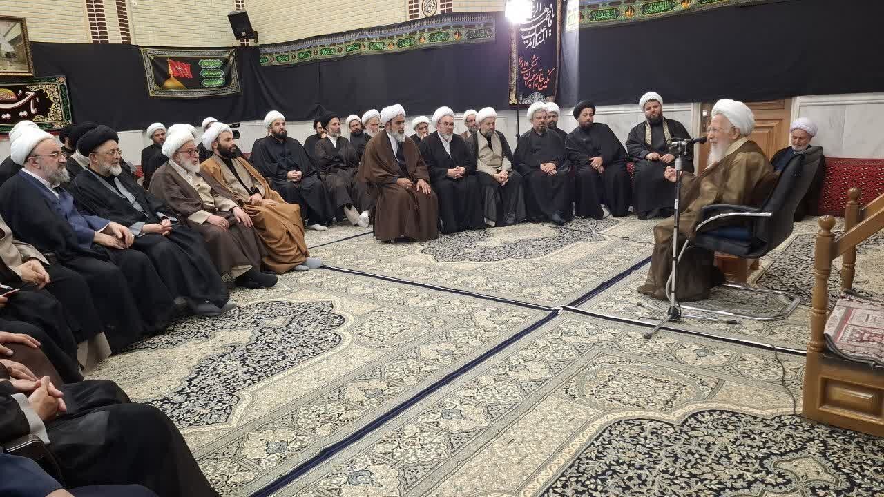 رهبر معظم انقلاب «صالحٌ بعد صالح» است / بعد از دست دادن به آمریکایی‌ها حتماً انگشتانتان را بشمارید