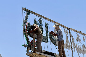Photos: Efforts of Hazrat Masoumeh Shrine's Servants to Prepare Arbaeen Mawkib at Pillar 1080