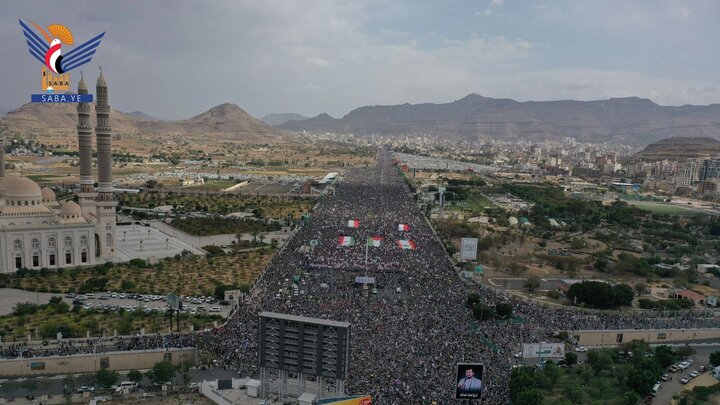تقرير مصور/ صنعاء تشهد طوفانا بشريا غير مسبوق في مليونية "جمعة التحذير والنفير"