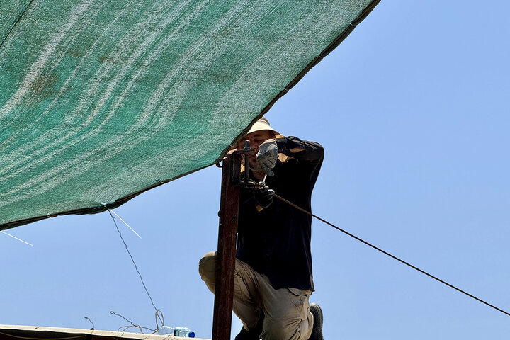 Photos: Efforts of Hazrat Masoumeh Shrine's Servants to Prepare Arbaeen Mawkib at Pillar 1080