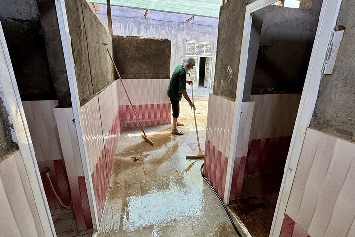 Photos: Efforts of Hazrat Masoumeh Shrine's Servants to Prepare Arbaeen Mawkib at Pillar 1080