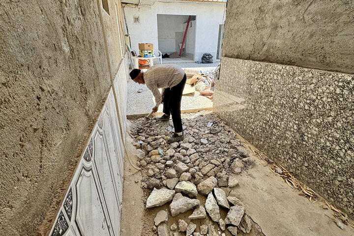 Photos: Efforts of Hazrat Masoumeh Shrine's Servants to Prepare Arbaeen Mawkib at Pillar 1080
