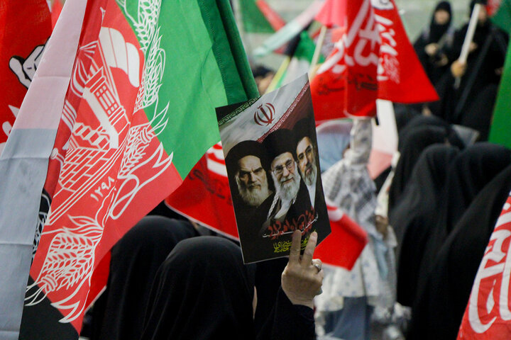 Photos: Mourning Ceremony of Martyred Leader by Afghan Women at Hazrat Masoumeh Holy Shrine