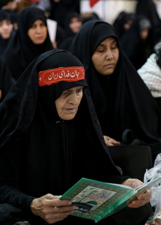 گزارش تصویری/ مراسم گرامیداشت رهبر شهید در حرم حضرت عبدالعظیم(ع)