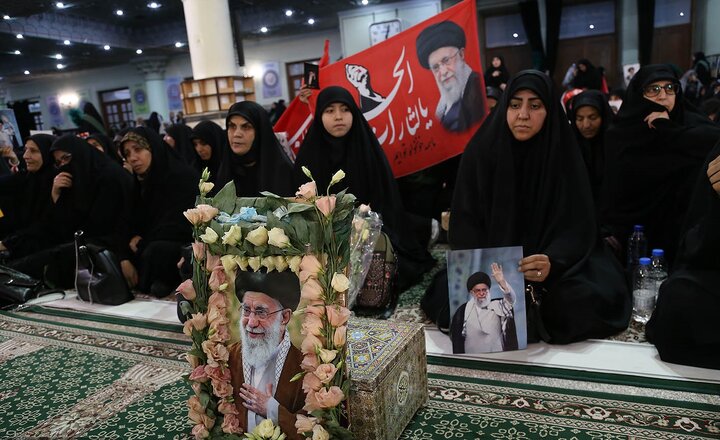 گزارش تصویری/ مراسم گرامیداشت رهبر شهید در حرم حضرت عبدالعظیم(ع)
