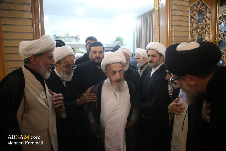 Foto / Ayatullah Sübhani’den Şehit Devrim Lideri İçin Anma Töreni