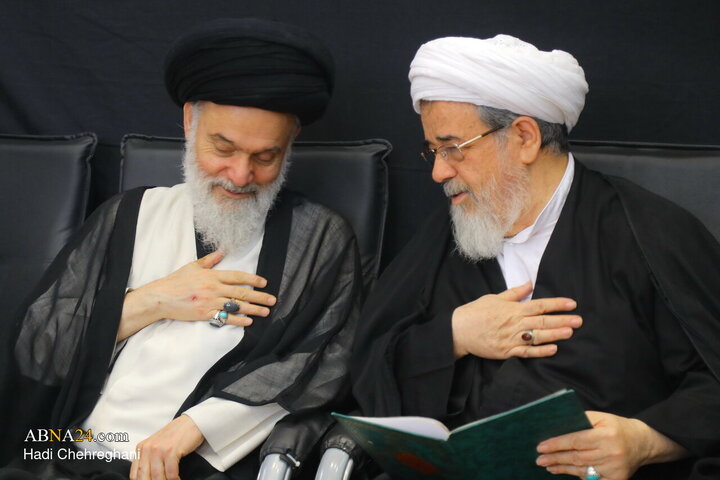 Foto / Ayetullah Nuri Hamedani Tarafından Şehit Rehber İçin Terhim Meclisi