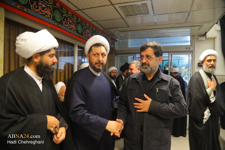 Foto / Ayetullah Nuri Hamedani Tarafından Şehit Rehber İçin Terhim Meclisi