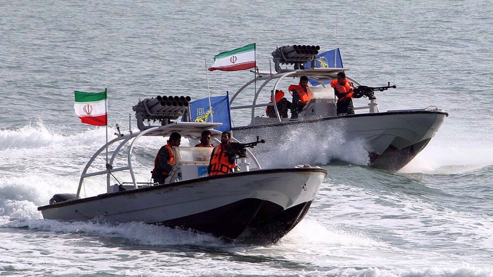 IRGC navy blocks four vessels from illegally crossing Strait of Hormuz with US support