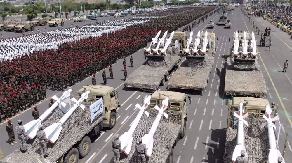 Yemeni defense minister warns of severe blow to Saudis if interference continues
