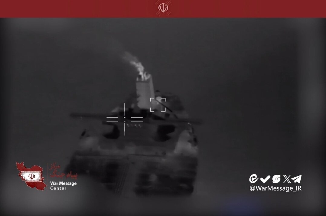 Video| Sa Kauna-unahang Pagkakataon; Tumpak na Pagtama sa Isang Lumalabag na Tanker sa Strait of Hormuz mula sa Pananaw ng mga Suicide Drone