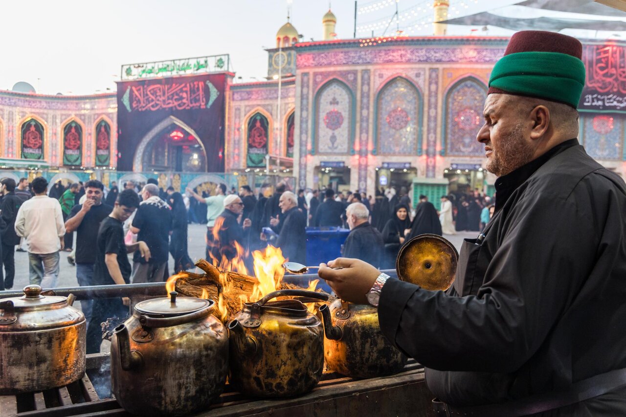 Sayed Servants of Al-Abbas Shrine offers services to visitors coinciding with beginning Safar Month