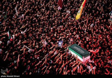 Spasdariya Rêberê Mezin ê Şoreşê ji miletê Iraqê re li ber bûyera dîtirsiya Îmamê Şehîd
