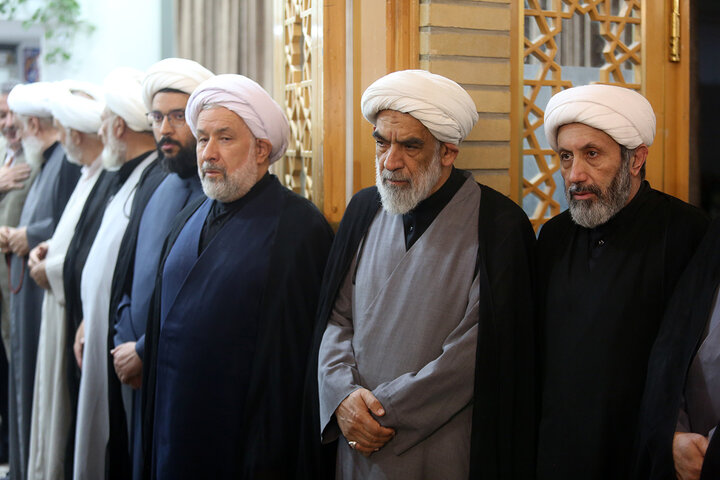 بزرگداشت آقای شهید ایران از سوی نهادهای بین المللی قم در حرم بانوی کرامت