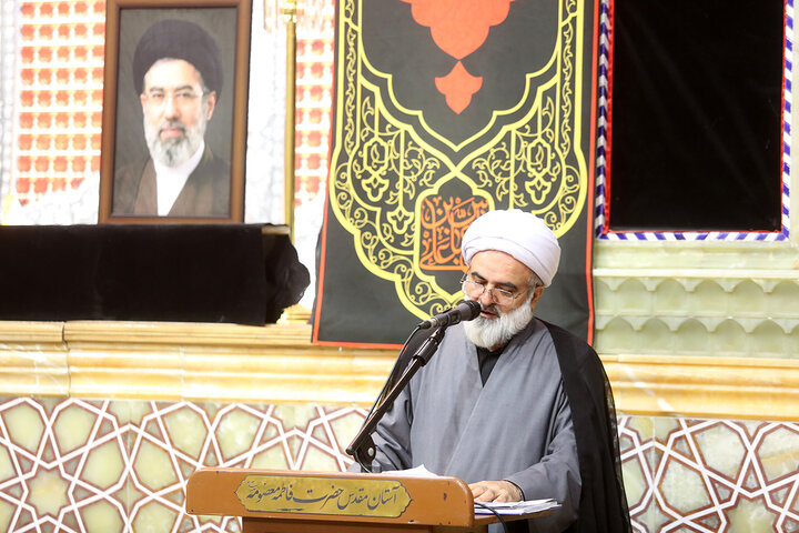بزرگداشت آقای شهید ایران از سوی نهادهای بین المللی قم در حرم بانوی کرامت