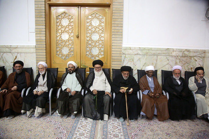 بزرگداشت آقای شهید ایران از سوی نهادهای بین المللی قم در حرم بانوی کرامت
