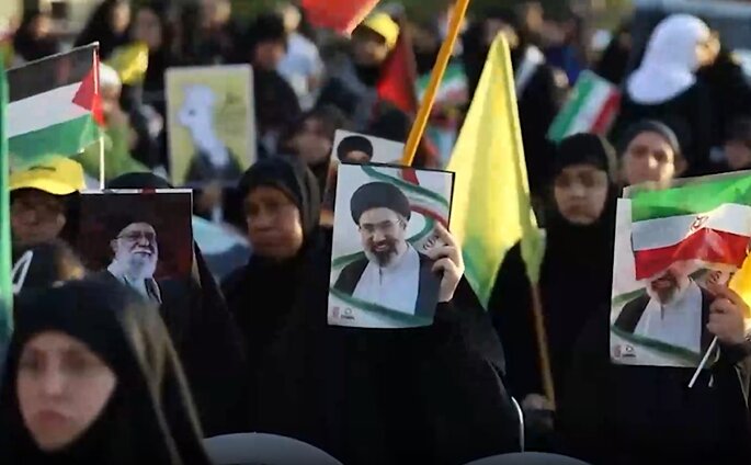 مردم صور «توافق ننگ» را رد کردند؛ جنوب لبنان پایبند به مسیر مقاومت است + تصویر