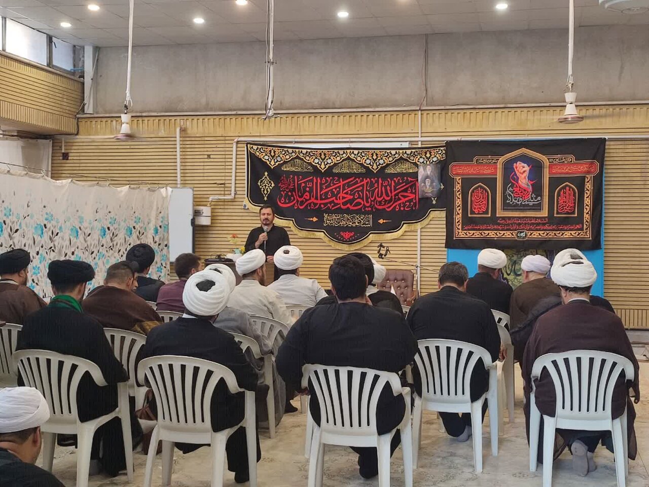 &nbsp;نشست مبلغان مهدوی در راهپیمایی اربعین برگزار شد
