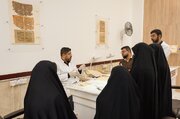 إقامة دورة تدريبية لترميم وحفظ المخطوطات في العتبة العلوية المقدسة 